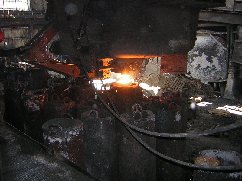 Разливка стали  - The steel teeming 