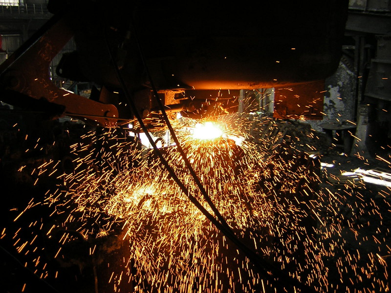 Разливка стали  - The steel teeming 