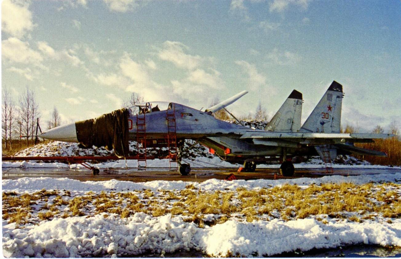 СУ-30-первый двухместный истребитель в СССР